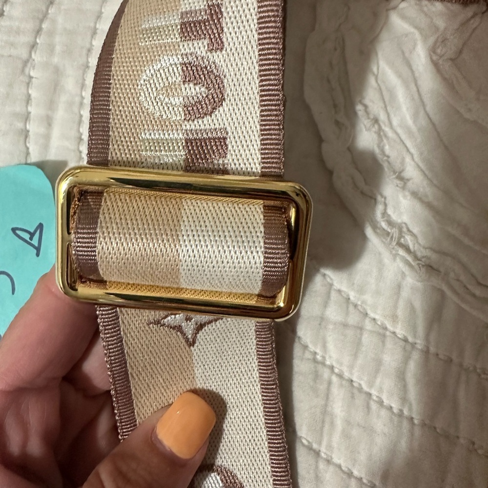 Sold on FB. Louis Vuitton Tan and Beige strap jacquard bandoliere - Picture 7 of 8